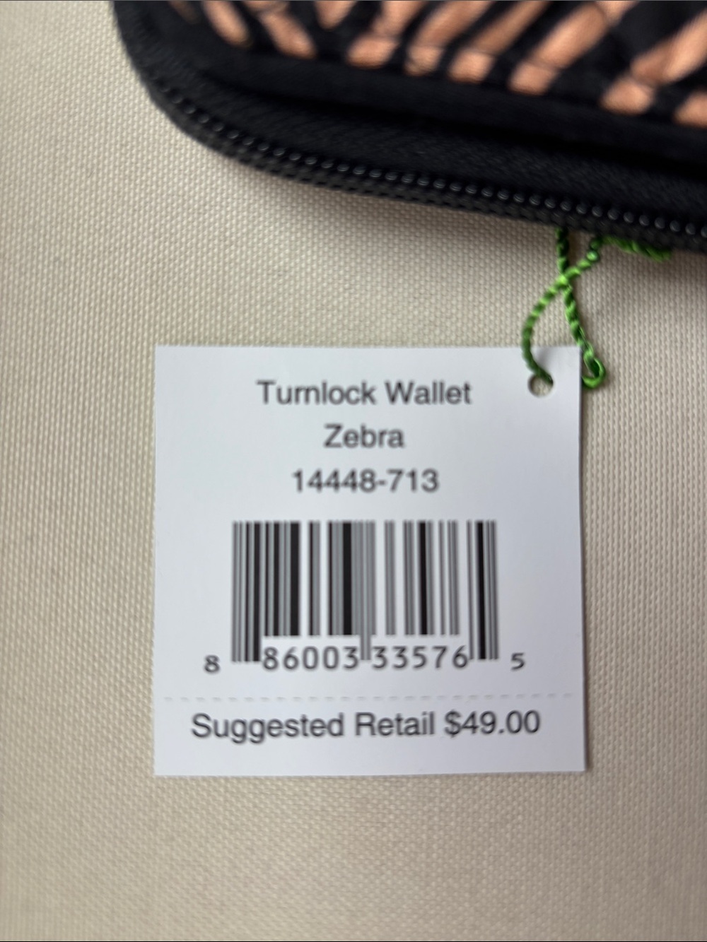 NWT Vera Bradley Turnlock wallet - Picture 6 of 6